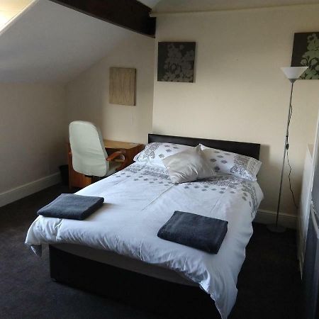 John St Town House - Self Catering - Guesthouse Style - Great Value Family And Double Rooms 워킹턴 외부 사진