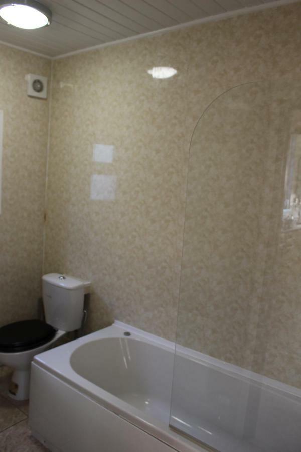 John St Town House - Self Catering - Guesthouse Style - Great Value Family And Double Rooms 워킹턴 외부 사진
